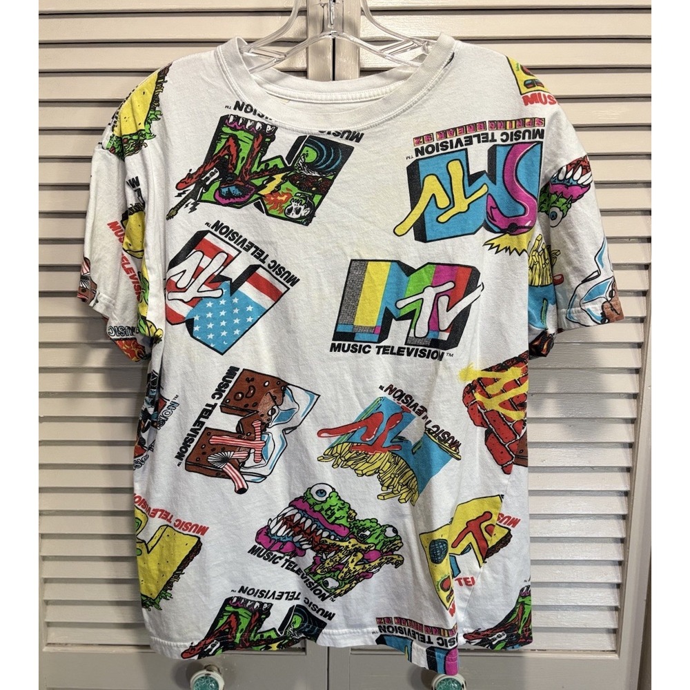 Vintage MTV All Over Graphic Tshirt Y2K Size L Crew Neck Soft Multi-color Gen X